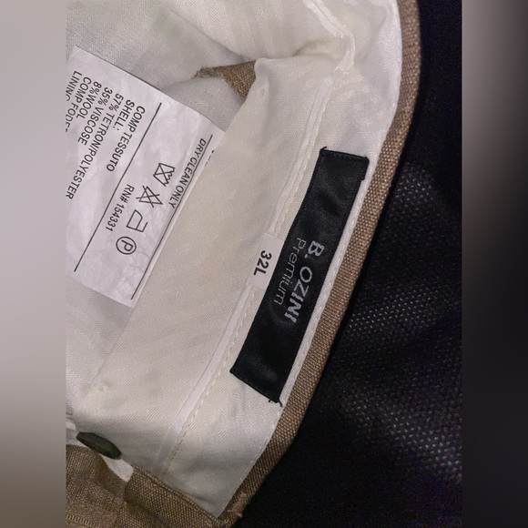 Beige Suit with belts, shoes and bow ties - Picture 13 of 15